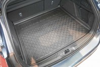 Ford Focus stationwagon 2018-heden (verstelbare vloer in de hoge stand en versie met mini reservewiel) kofferbakmat