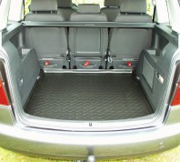 VW Touran 5-zitter zonder variabele laadvloer 2003 t/m 2015- Carbox Kofferbakmat