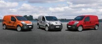 Pasvorm stoelhoezen set Citroen Nemo / Peugeot Bipper / Fiat Fiorino 2008-heden - Kunstleer zwart