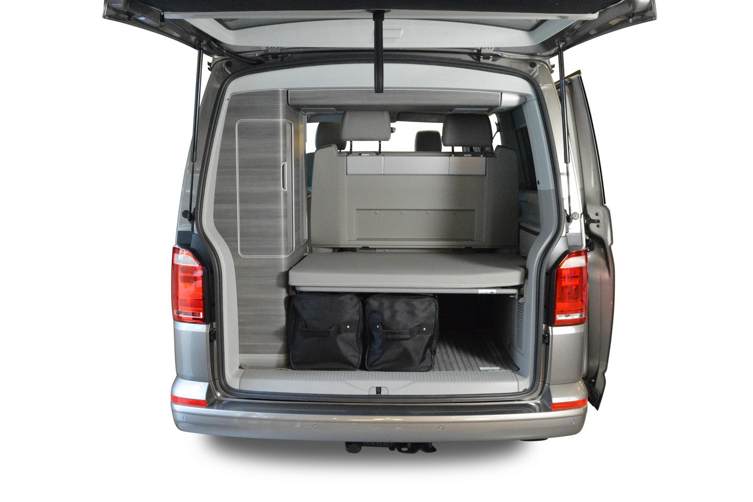 Kofferbak tas  Volkswagen California T6 - T6.1 2015-2024 (BxHxL= 31 x 35 x 65 cm; Met trekband om de tas onder het bed vandaan te trekken)