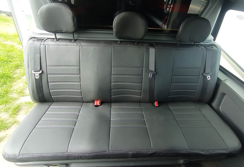 Pasvorm autostoelhoes voor achterbank (3 zits) dubbel cabine Snoeks type 3 (1 zitting en 1